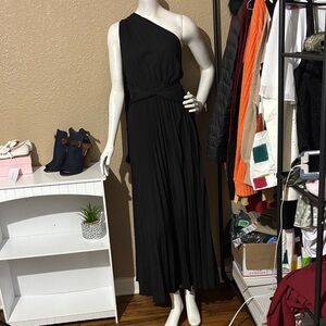 One-Shoulder Black Maxi Dress - Elegant Evening Style